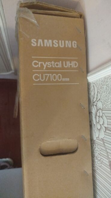 Digər TV və video məhsullar: Samsung Crystal UHD CU7100 televizor - Model: Samsung Crystal UHD
