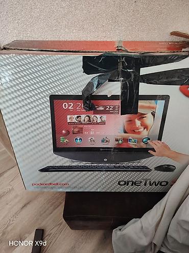 planşet ucun klaviatura: Packard Bell oneTwo seriyası – hamısı bir yerdə masaüstü kompüter — 1