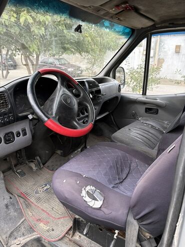 Yük maşınları: Ford Transit yük mikroavtobusu
2.5 mator. Dizel. Arxa ceken — 7