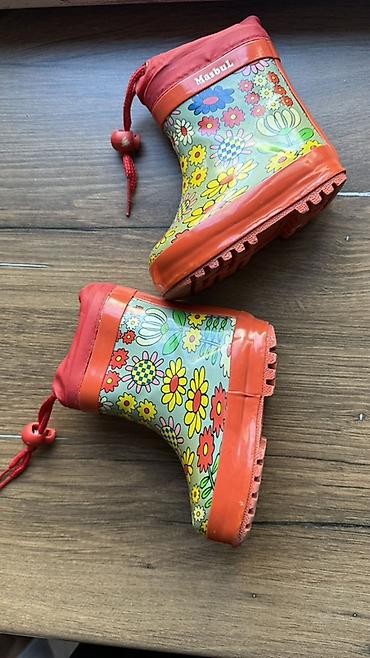 Детская обувь: Детская обувь, две пары. 1) Кроссовки/полуботинки Small Foot (Made in — 9