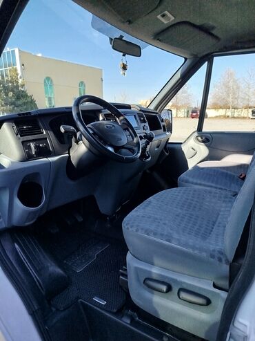 Ford: Ford Transit: 2.4 l | 2007 il 173000 km Van/Minivan — 3