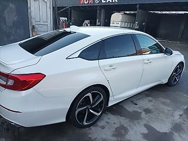 Honda: Honda Accord: 2018 г., 1.5 л, Вариатор, Бензин — 6