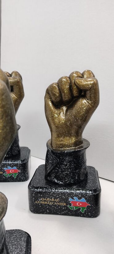 Heykəlciklər: Azərbaycanın zəfərini, azərbaycan xalqıqnın birliyini özündə əks — 8