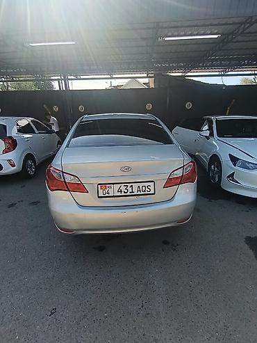 Продажа авто: Hyundai Elantra: 2017 г., 1.6 л, Механика, Газ, Седан — 3