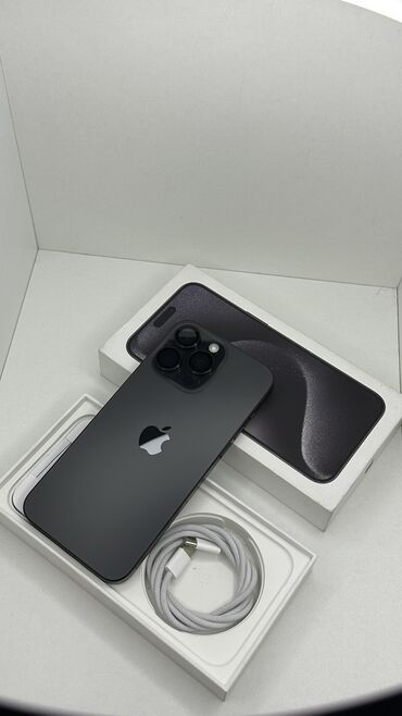 Apple iPhone: IPhone 15 Pro Max, Б/у, 256 ГБ, Jet Black, Защитное стекло, Чехол, Кабель, 100 %