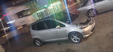Honda Fit: 2005 г., Автомат, Бензин, Хэтчбэк