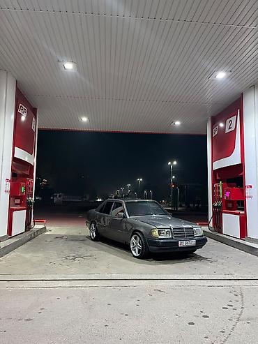 мерседес 124 2 3: Mercedes-Benz W124: 1992 г., 2.3 л, Кол менен иштөөчү, Бензин — 1