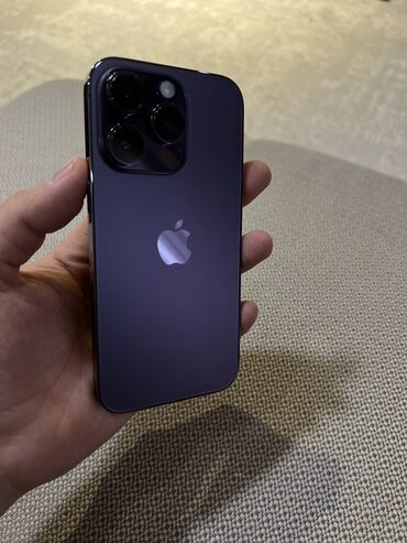 Apple iPhone: IPhone 14 Pro, 256 ГБ, Deep Purple