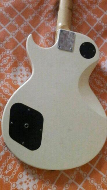 iphone xs max qiymeti islenmis: Gitara satilir goygol rayonunda 150 azn isdeyen olsa vapcat aktivdir