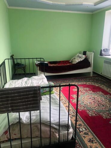 частный дом с бассейном аренда: 100 м², 5 комнат, Утепленный, Забор, огорожен