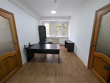 beta stores: Аренда офисов, 47 м², В административном здании, 1 линия — 4