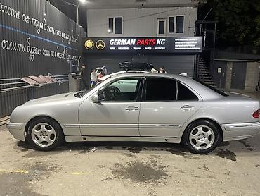 byd e1: Mercedes-Benz E-Class: 2000 г., Бензин, Седан — 4