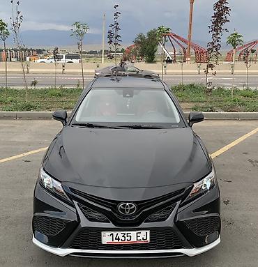 cd 70: Toyota Camry: 2021 г., Бензин — 4