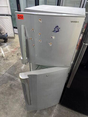 bio filtr: 2 qapılı Toshiba Soyuducu Satılır, rəng - Boz