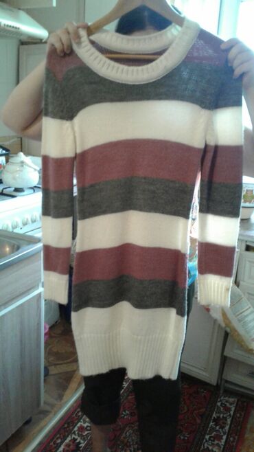 Futbolka və maykalar: Qadin ucun kofta tezedi geyinilmeyib qiymeti 3 azn bashqa koftalarda — 9