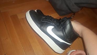 obuca fontana слике: Nike košarkaške patike za decu – crno‑bele - Model: visoki profil — 1
