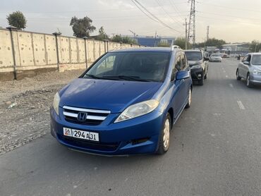 Honda: Honda FR-V: 2005 г., 2 л, Механика, Бензин