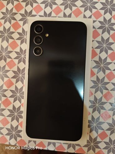 телефон fly iq451 quattro: Samsung Galaxy A34, 8 ГБ, цвет - Черный, Отпечаток пальца, Две SIM карты