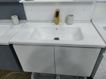 смесители для кухни: Mətbəx və ya vanna otağı üçün modern lavabo-mebel dəsti - Üst hissə