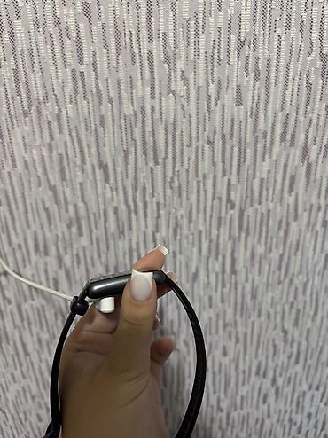 smart saat adapteri: Smart saat – qara rəng, düzbucaqlı sensor ekranlı model. - Silikon — 4