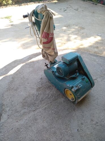 parket satiram: Cilalama, polirovka aparatı