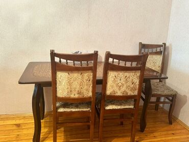 Masa və oturacaq dəstləri: Qonaq otağı üçün, İşlənmiş, Açılan, Dördbucaq masa, 6 stul