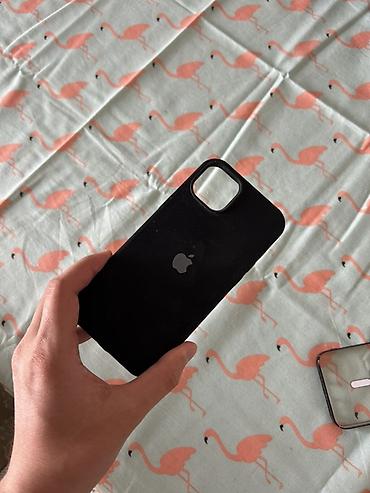 iphone 17 plus: Продаю 2 новых чехла на iPhone 14 Plus. Цена за все 350 сом. 1 чехол с — 2