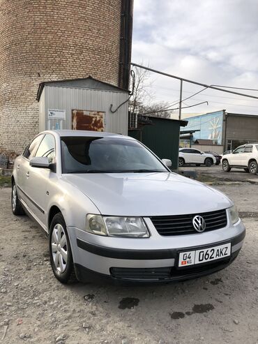 шлив машина: Volkswagen Passat: 1997 г., 1.6 л, Механика, Бензин