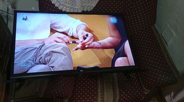 Televizori: VOX LED televizor, dijagonala oko 32–40 inča (procena po odnosu — 2