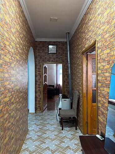 isti hovuzlu evler: 3 otaqlı həyət evi - Plan: geniş dəhliz, 3 ayrı otaq, mətbəx və — 3