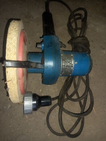 Готовые деревянные окна: Продаю деревянное балконное окно и дверь. Размер окна : ширина 1.50 at lalafo.kg — 7 Готовые деревянные окна: Продаю деревянное балконное окно и дверь. Размер окна : ширина 1.50 — 7