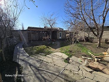 Продажа коттеджей и домов: Ала тоо 1 — 11