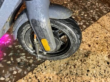 Elektrikli samokatlar: Əvvəla salam. Skuter 10 gündür alınıb saxlamağa yer olmadığı üçün — 6