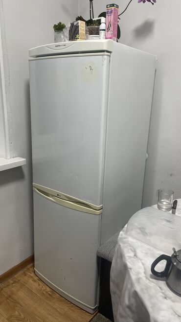 Другая бытовая техника: Холодильник LGв хорошем состоянии продается срочно 10000,торг
