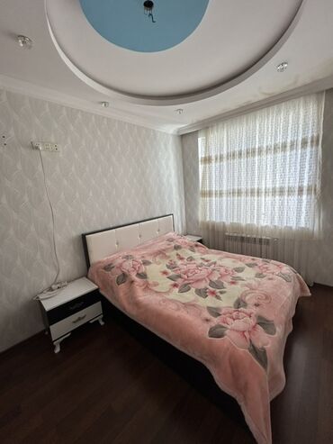 Günlük kirayə mənzillər: 3 otaqlı — 2