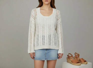 sweter w chmurki reserved: George, Светр жіночий, розмір M