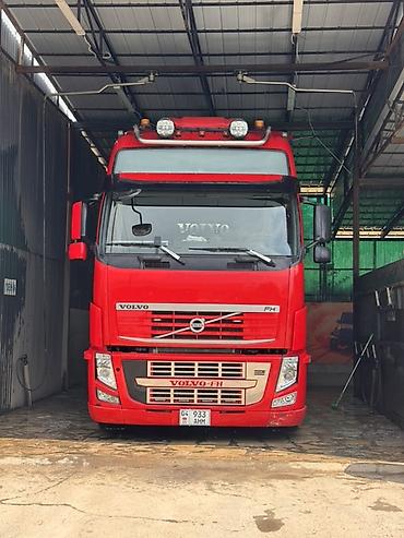 мото ендуро: Тягач, Volvo, Без прицепа — 1