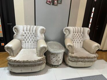 Otaq qapıları: İşlənmiş, Kreslo, Parça