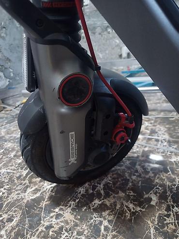 Elektrik nəqliyyatı: Segway Ninebot F3 elektrik skuter Texniki xüsusiyyətlər: - Mühərrik — 2