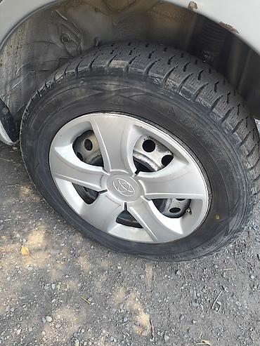 e klass: Toyota Ist: 2003 г., 1.5 л — 3