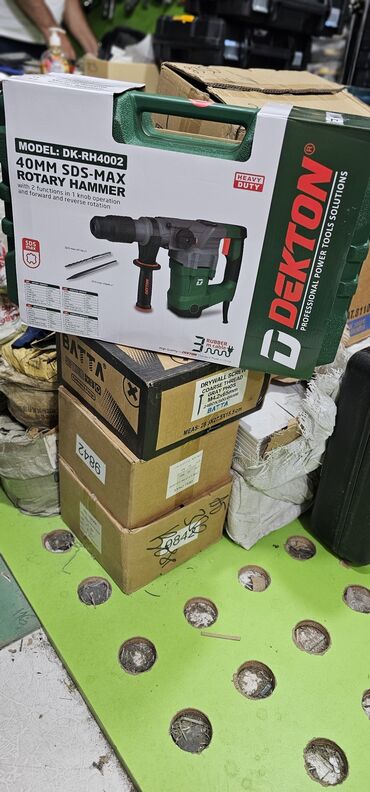Oyuncaqlar: Perforator 7 kqlıq 40 mm lik ölçüdə 1500 vatt Diqqət Çatdırılma bir
