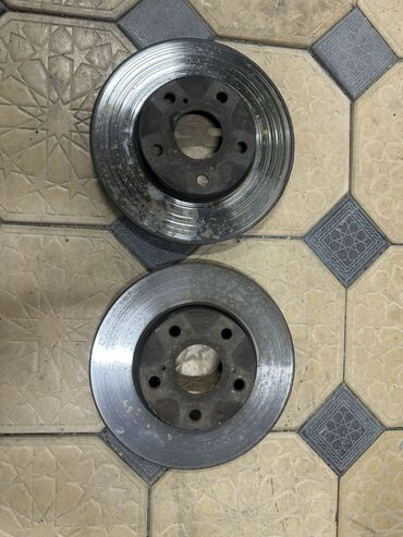 перфорация тормозных дисков: Предний тормозной диск Toyota 2003 г., Б/у, Оригинал, Япония