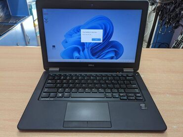 Dell: Dell Latitude, 12.5 ", Intel Core i7, 1 TB