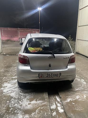 nisan march: Toyota Yaris: 2001 г., 1 л, Механика, Бензин, Хэтчбэк — 6