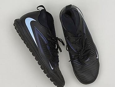 bluzki biale: Buty sportowe Nike, 36, Używany — 1