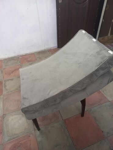 Salon, tibbi mebel dəsti: Salon, tibbi mebel dəsti