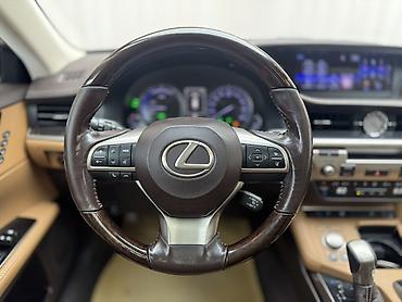 Lexus: Lexus ES: 2017 г., 2.5 л, Гибрид, Седан — 15