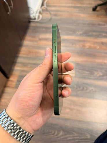 Apple iPhone: IPhone 13, 256 GB, Yaşıl, Barmaq izi, Face ID — 4