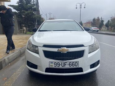 Chevrolet: Chevrolet Cruze: 1.4 l | 2013 il 250 km Sedan