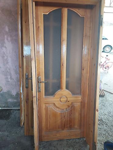 qapi taxta: Məhsul: Şüşəli taxta qapılar (daxili istifadə üçün) Təsvir: - — 5